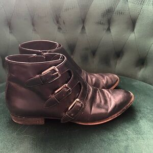 MICHAEL KORS Booties